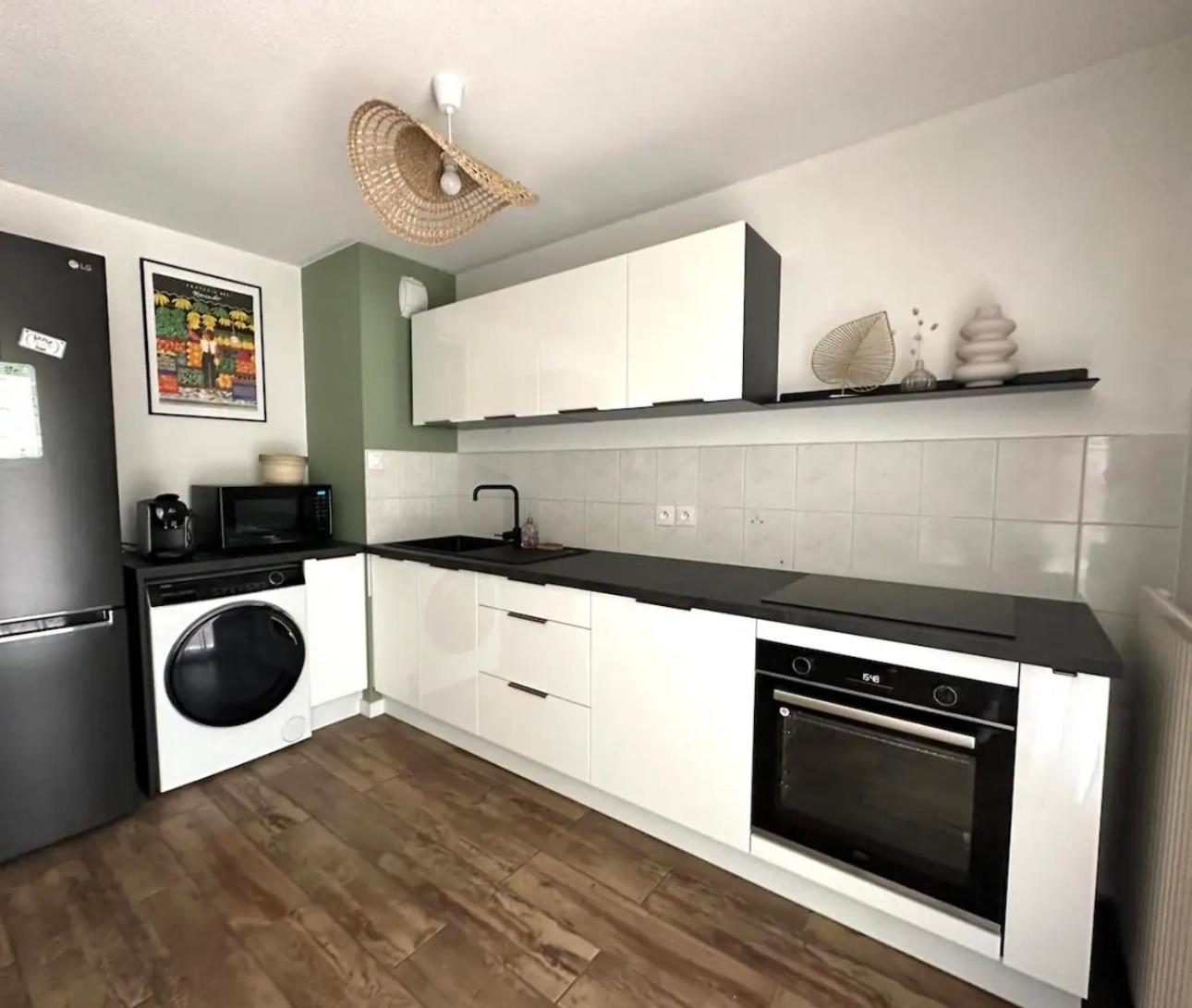 Apartment Joli T1 Bis 15 Min A Pied Du Le Bourget-du-Lac